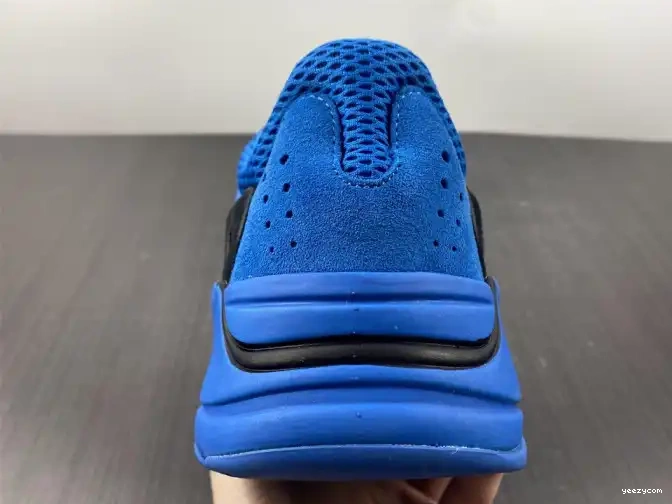 YEEZY HI-RES HP6674 700 BOOST BLUE ADIDAS 0510
